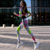Set coordinato sportivo t-shirt e pantaloni con stampa grafica da donna ATREND