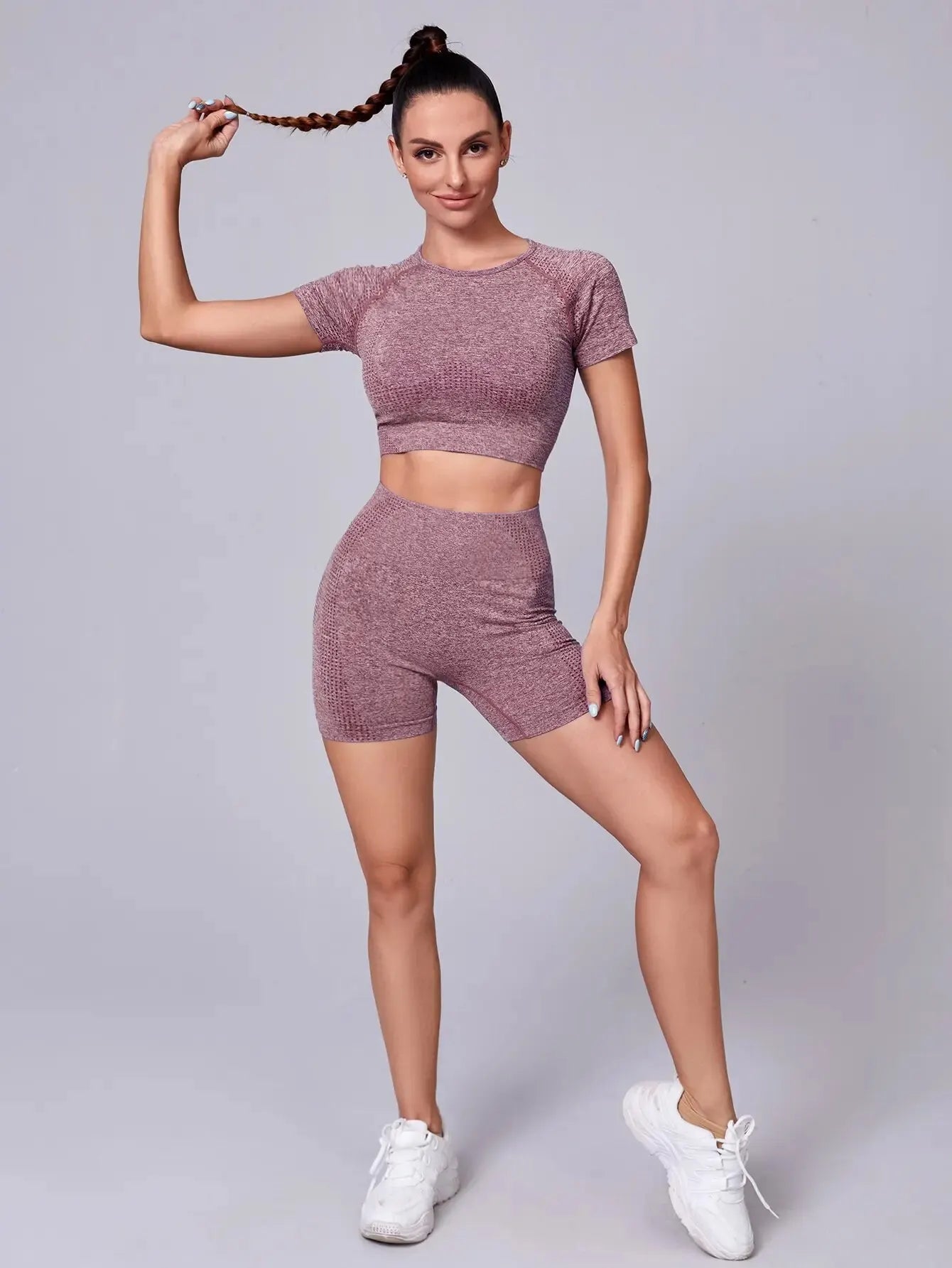 Set coordinato sportivo top corto e pantaloncini da donna ATREND
