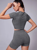 Set coordinato sportivo top corto e pantaloncini da donna ATREND
