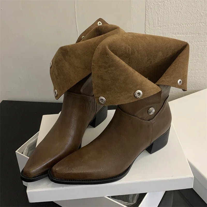 Stivaletti pieghevoli con punta quadrata e bottoni da donna ATREND