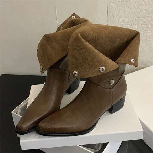 Stivaletti pieghevoli con punta quadrata e bottoni da donna ATREND
