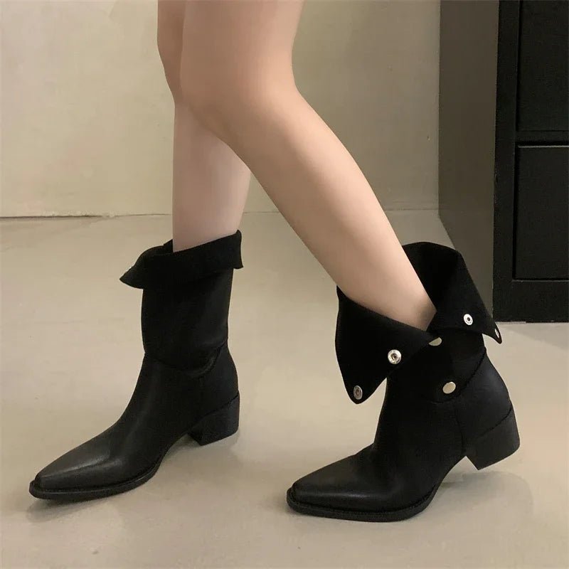 Stivaletti pieghevoli con punta quadrata e bottoni da donna ATREND