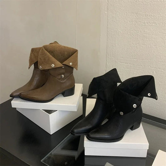 Stivaletti pieghevoli con punta quadrata e bottoni da donna ATREND